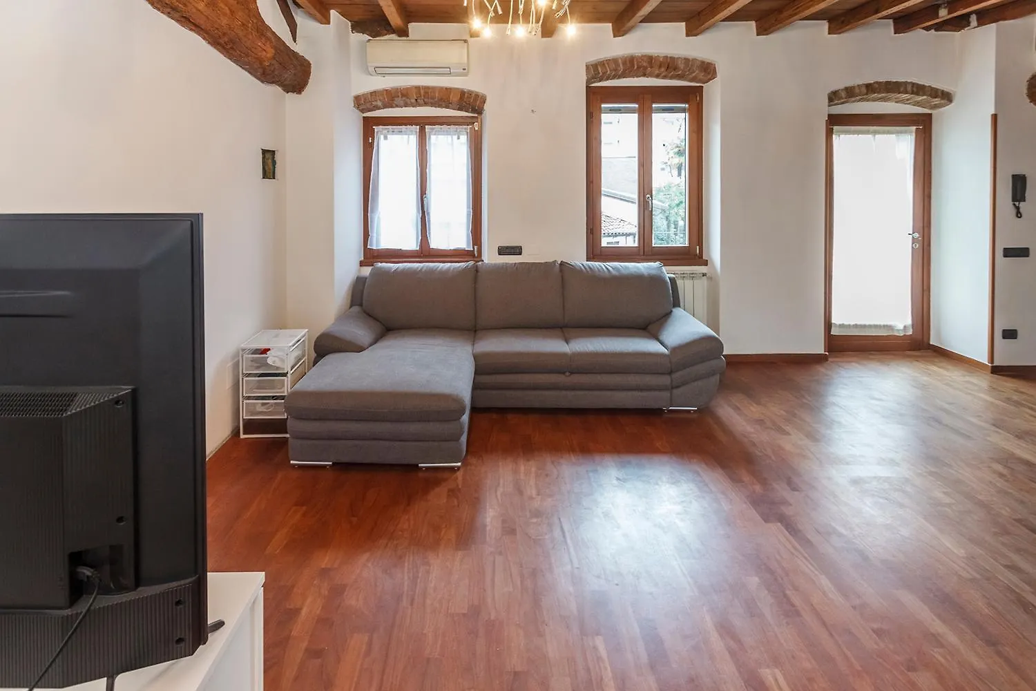 Appartamento Con Travi A Vista Bergamo Apartment