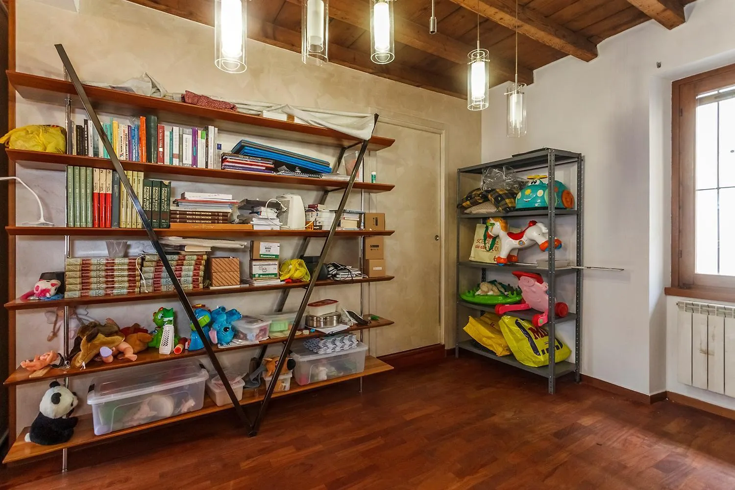 Apartment Appartamento Con Travi A Vista Bergamo Italy