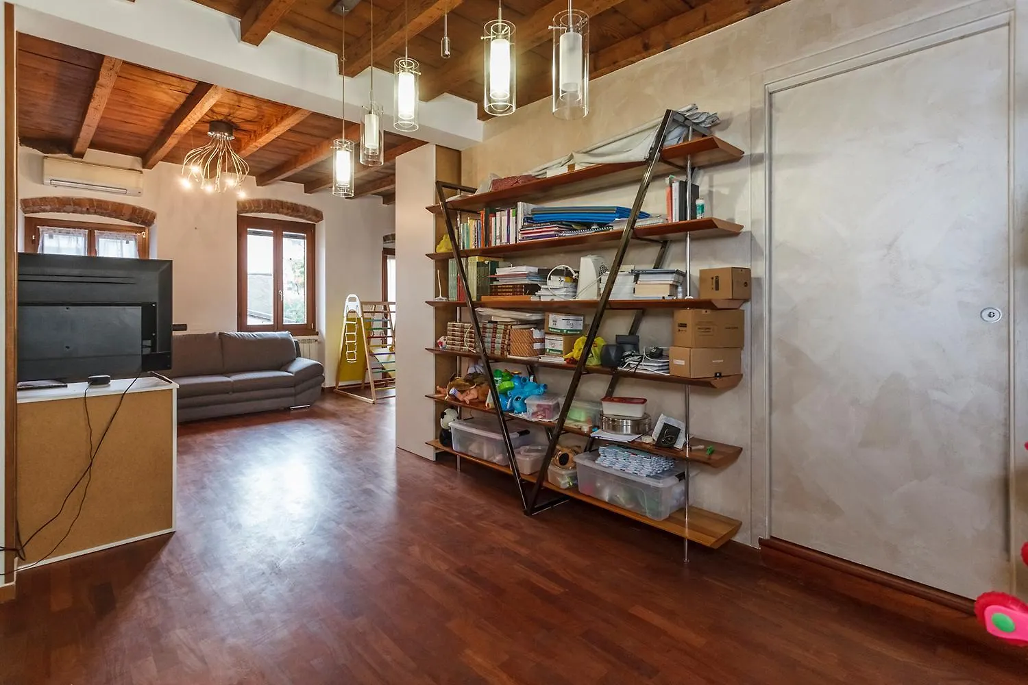 Appartamento Con Travi A Vista Bergamo