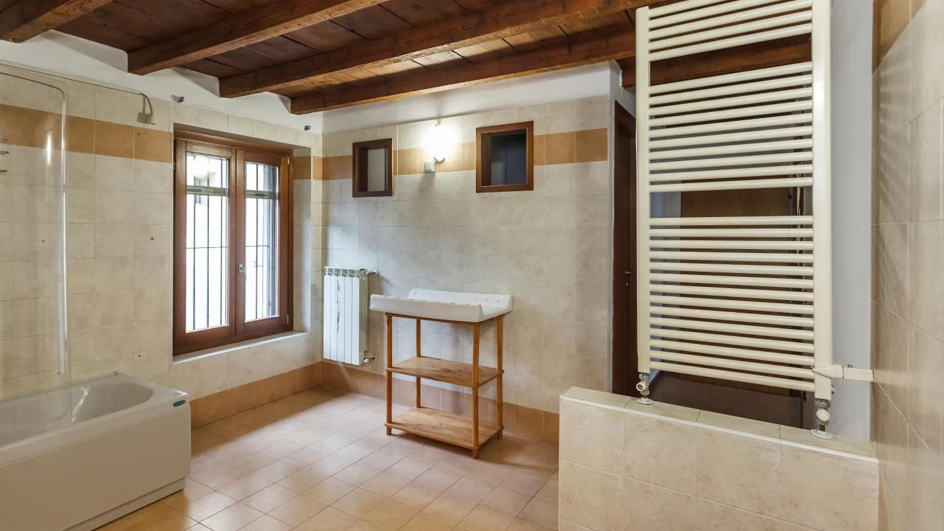 Apartment Appartamento Con Travi A Vista Bergamo