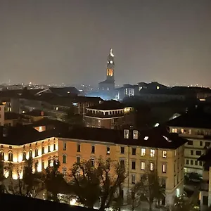  Appartamento Piazza Mercato